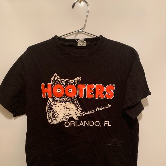 Hooters Other - Hooters Orlando Florida T-shirt Medium Hooters Other - Hooters Orlando Florida T-shirt Medium